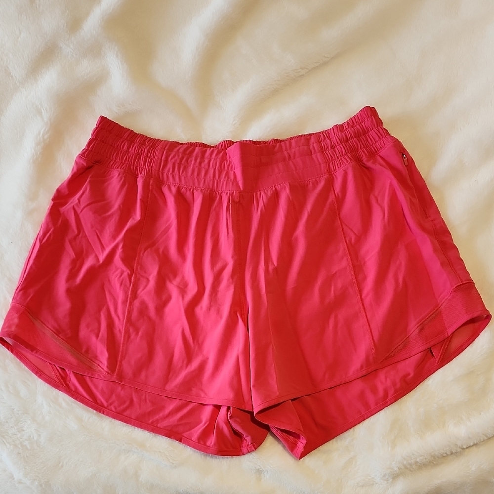 Lululemon Hotty Hot High Rise Women's Pink Shorts